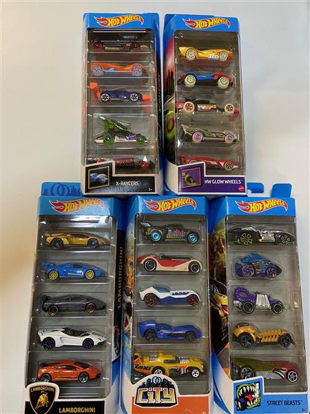 HOT WHEELS - MAŁE SAMOCHODZIKI 5-PAK MIX