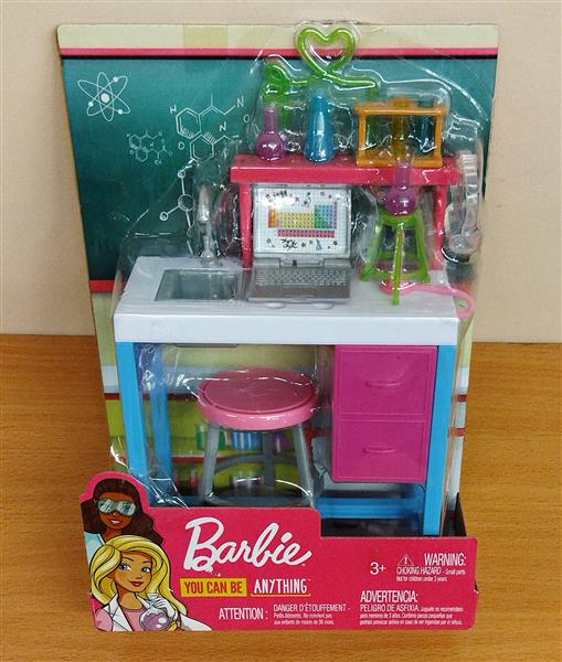 MATTEL BARBIE ZESTAW MEBELKÓW