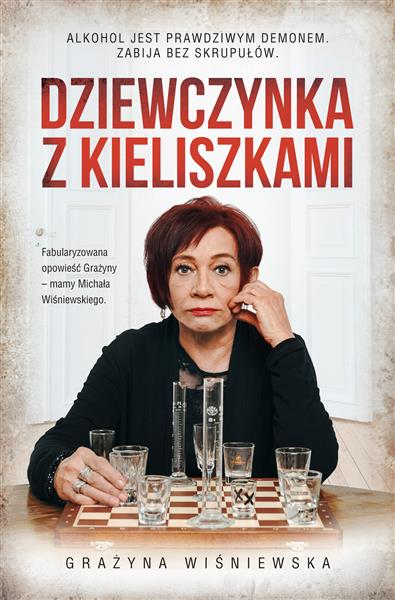 DZIEWCZYNKA Z KIELISZKAMI