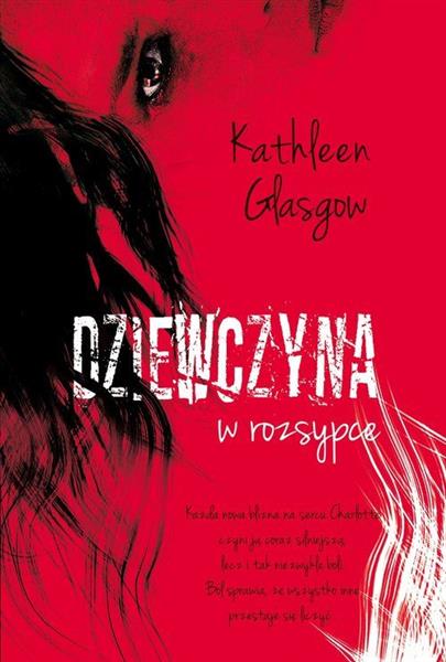 DZIEWCZYNA W ROZSYPCE
