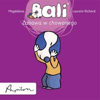 BALI. ZABAWA W CHOWANEGO