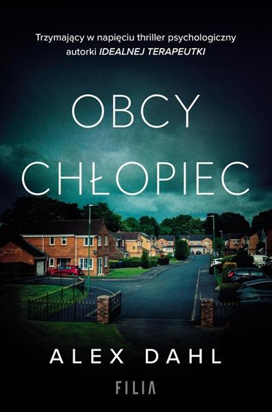 OBCY CHŁOPIEC