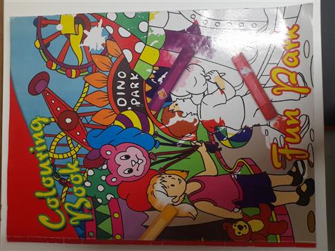 COLOURING BOOK DINO PARK