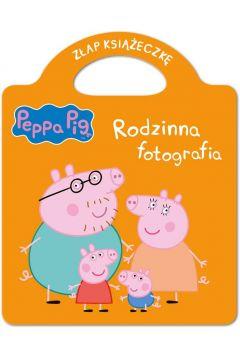 Rodzinna fotografia Świnka Peppa złap książeczkę